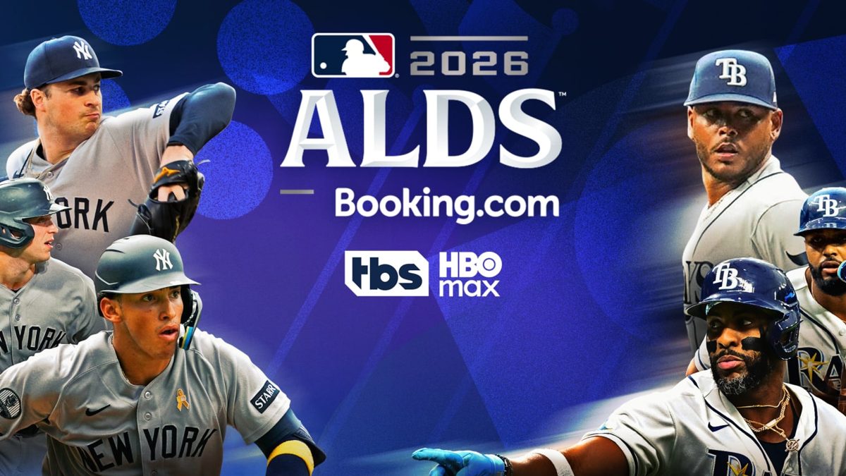 Cam Schlittler de los Yankees listo para lanzar en el Tropicana Field ante los Rays en la ALDS Juego 2