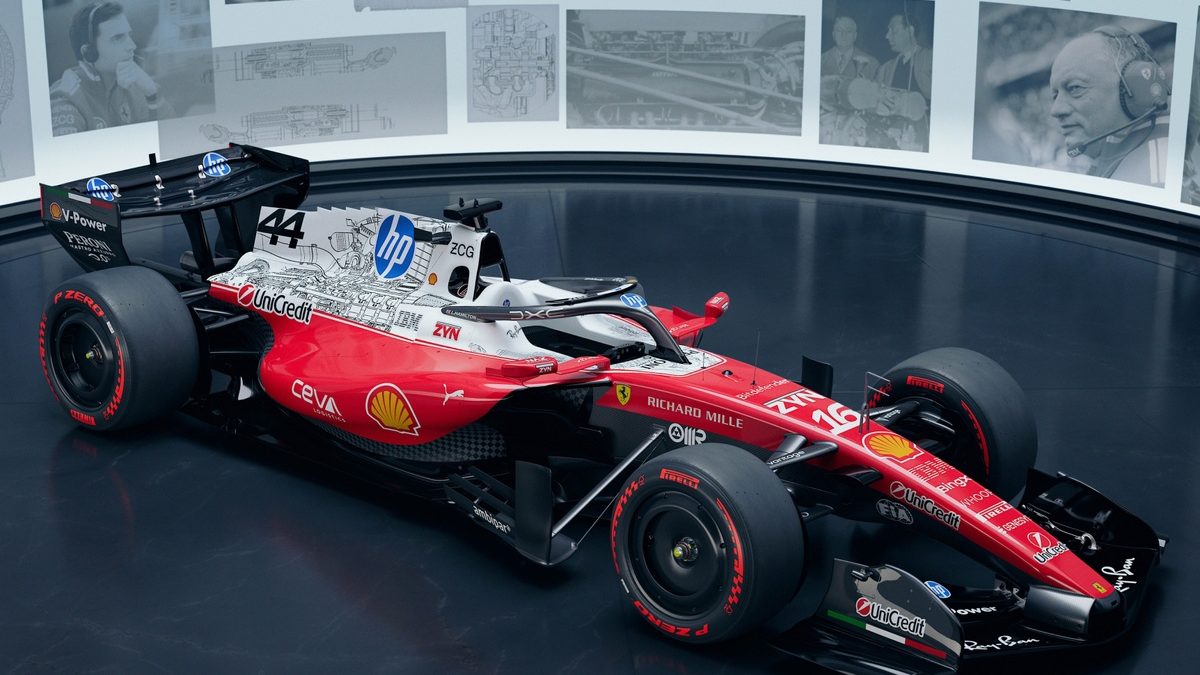 Ferrari SF-26 con diseño especial de blueprints y bocetos técnicos en el GP de Estados Unidos en Austin