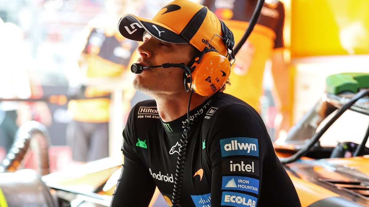 Lando Norris al volante de su McLaren durante el Gran Premio de la temporada 2026 de Fórmula 1