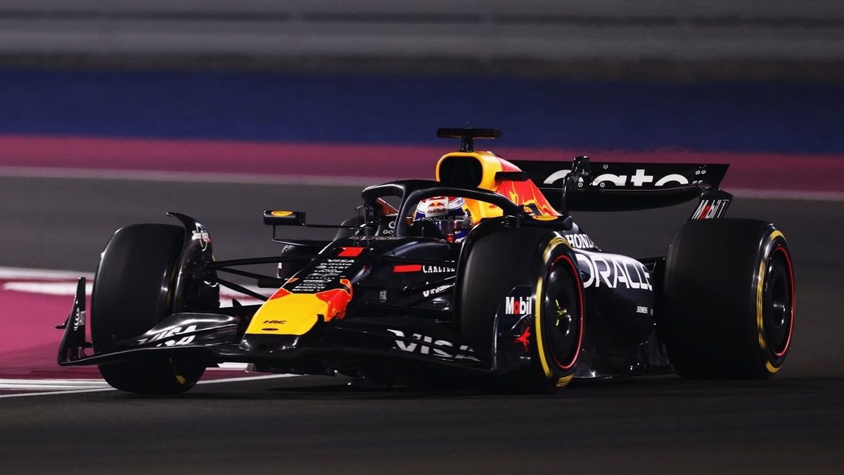 Mohammed Ben Sulayem, presidente de la FIA, en el paddock de Fórmula 1 durante un Gran Premio
