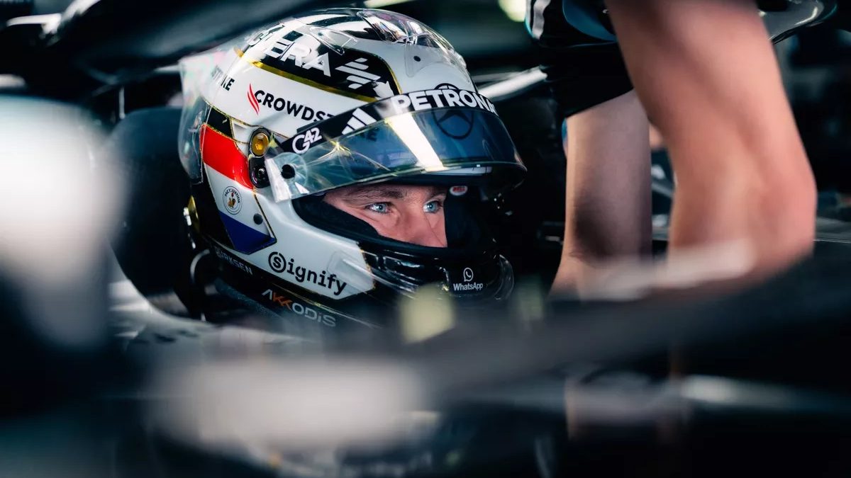 Mohammed Ben Sulayem, presidente de la FIA, durante un acto oficial del automovilismo mundial
