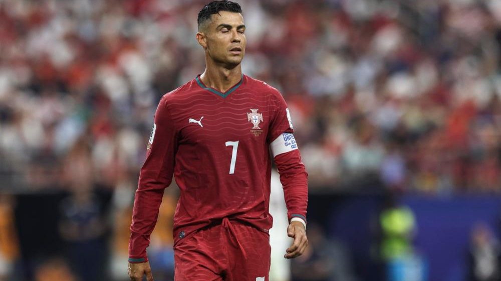 Cristiano Ronaldo celebrando su gol 982 con la camiseta del Al-Nassr ante el Al-Faisaly