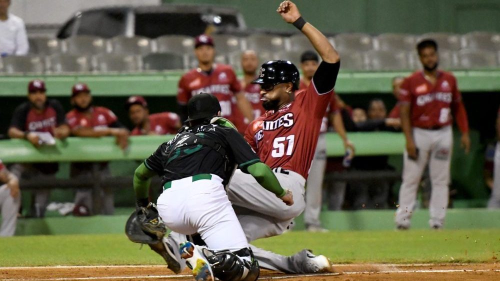 Henry Urrutia y Yosmany Guerra, peloteros cubanos que refuerzan a la Selección Salamanca en el Torneo Titanes del Bajío