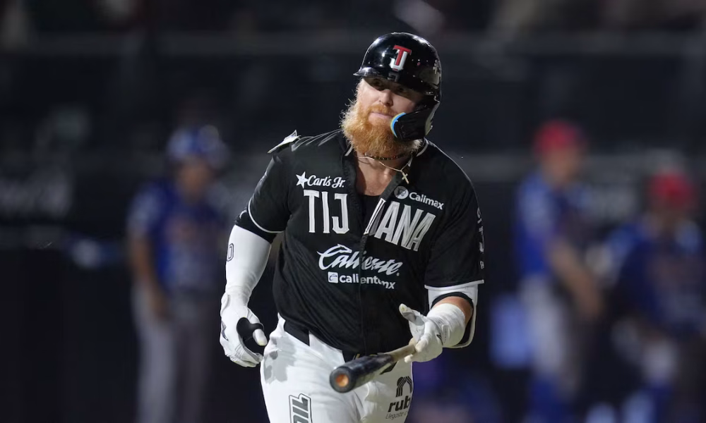 Justin Turner con el uniforme de los Toros de Tijuana celebrando el campeonato de la Liga Mexicana de Beisbol 2026