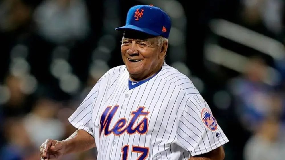 Ozzie Virgil Sr., primer dominicano en Grandes Ligas, con el uniforme de los Gigantes de Nueva York en 1956