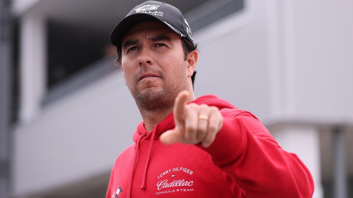 Sergio Checo Pérez al volante del Cadillac MAC-10 en la temporada 2026 de Fórmula 1