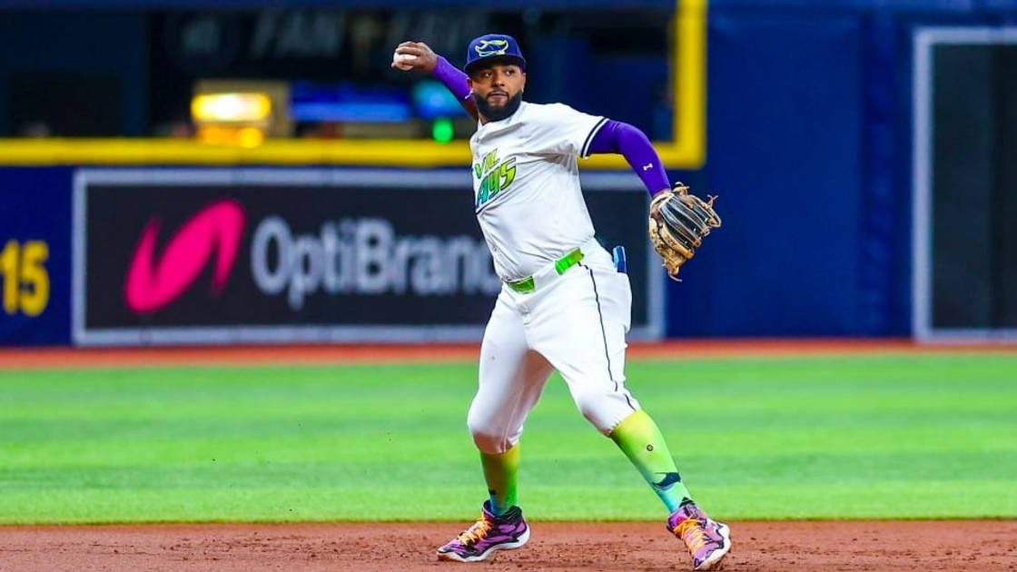 Junior Caminero bateando para los Tampa Bay Rays durante la postemporada MLB 2026