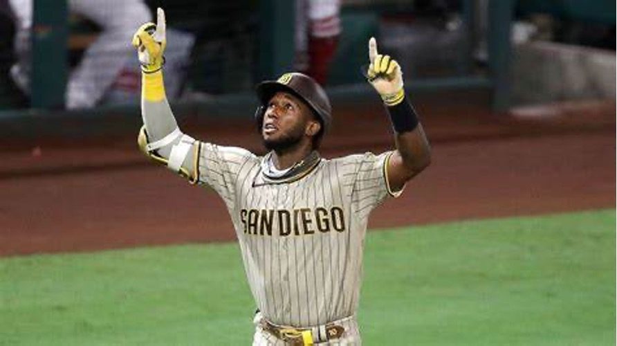 Jurickson Profar con uniforme de grandes ligas, nuevo fichaje de los Tiburones de La Guaira para la LVBP 2026-2027
