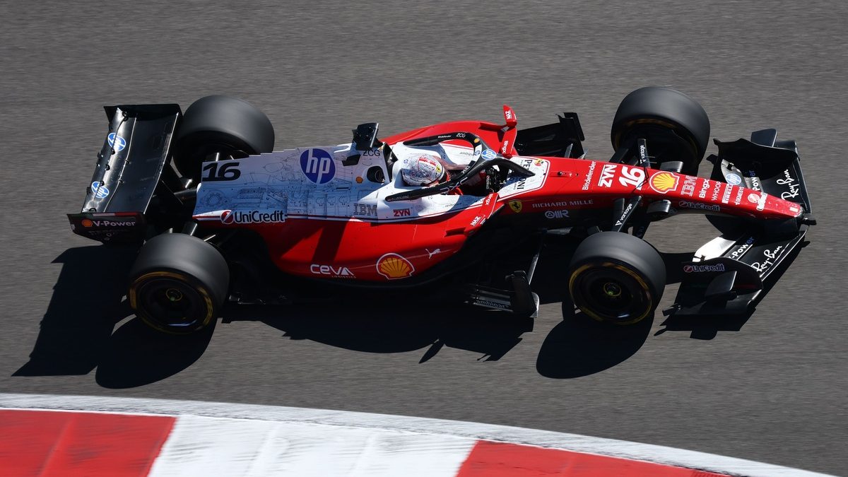 Charles Leclerc al volante del Ferrari SF-26 durante los entrenamientos libres del GP de Estados Unidos en el Circuit of the Americas