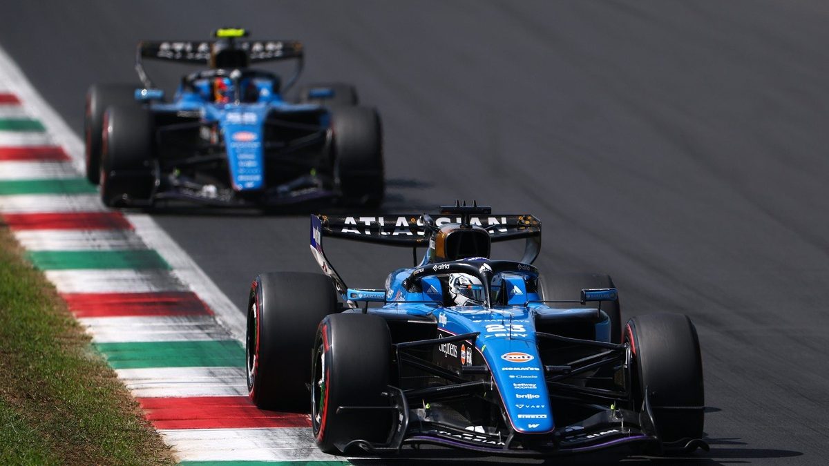 James Vowles, jefe de Williams F1, en el paddock durante la temporada 2026