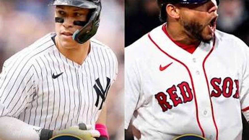 Aaron Judge de los Yankees y jugadores de los Red Sox en un duelo de béisbol de la Liga Americana