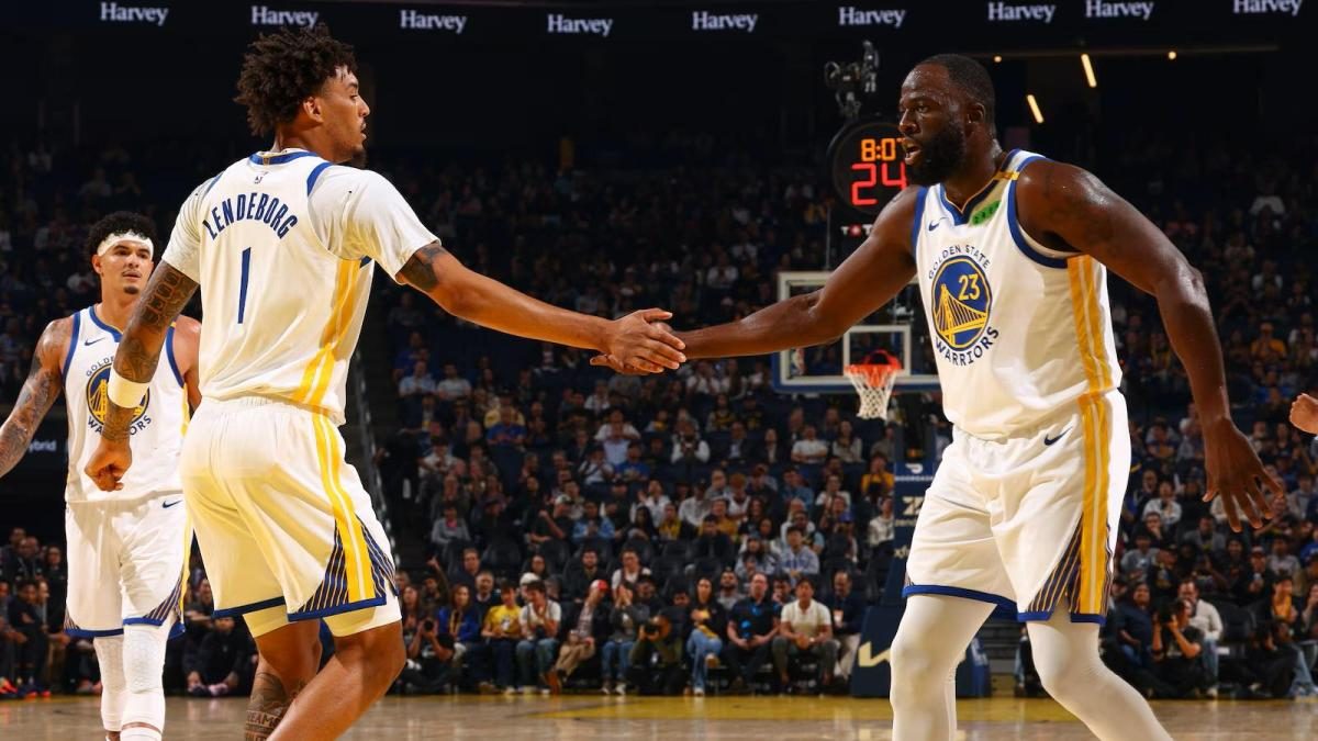 Yaxel Lendeborg con la camiseta de los Golden State Warriors durante la pretemporada NBA en el Chase Center